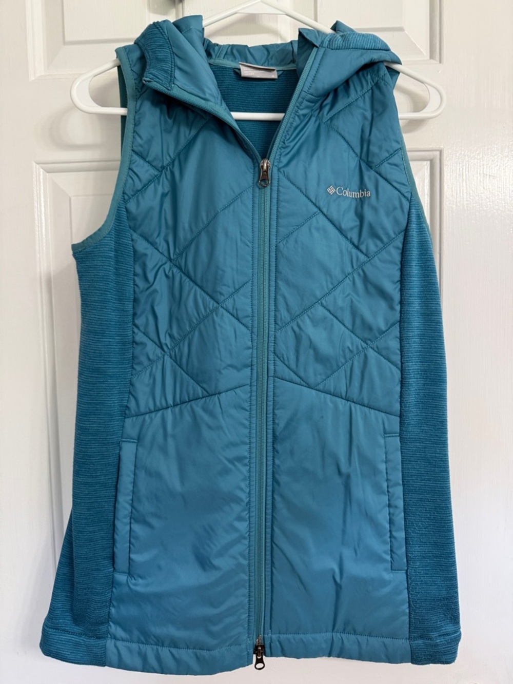 Columbia Teal Quilted Hooded Vest with Knit Sides